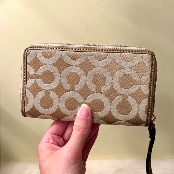 Coach Op Art Wallet/Wristlet - Picture 2 of 7